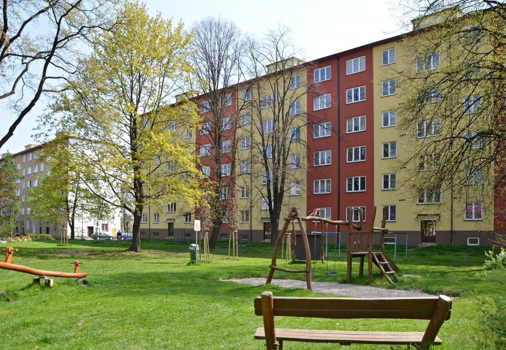 Prostorný byt 2+1 s balkónem, Ostrava-Poruba